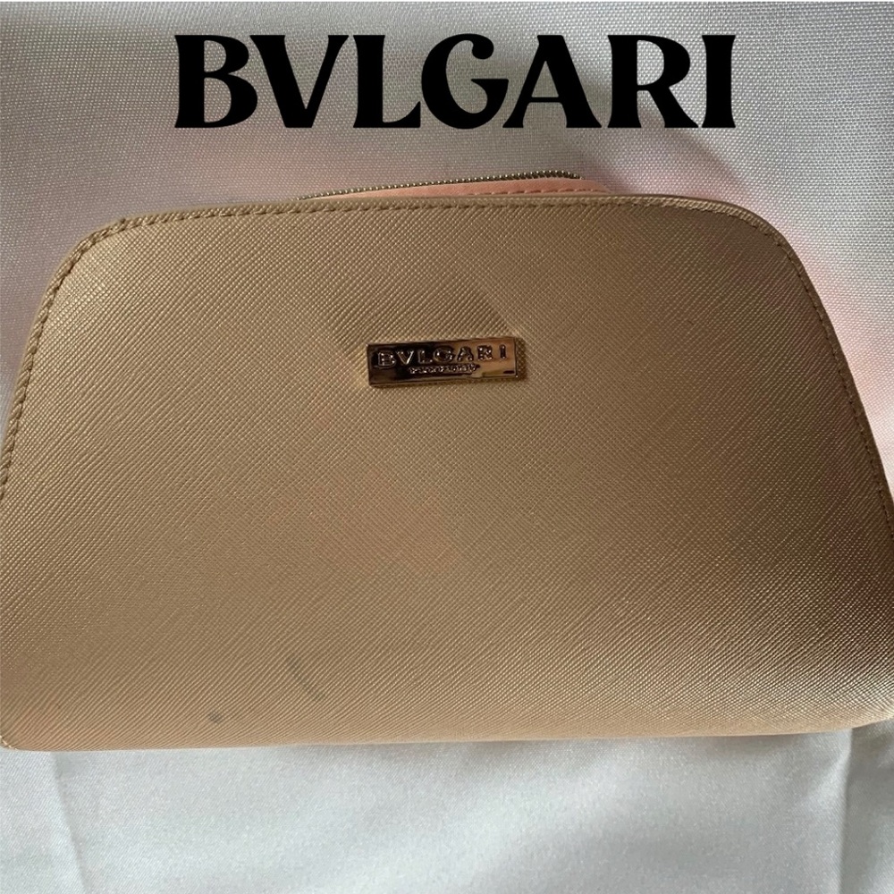 BVLGARI Light Pink Make Up Case!